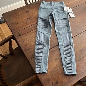 Alo Yoga legging